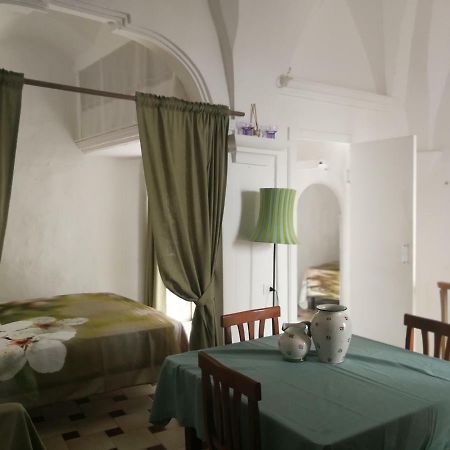 Casa La Chicca Di Gina Apartman Ostuni Kültér fotó